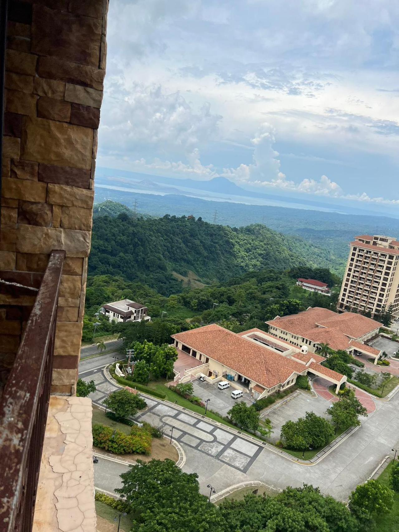 تاجيتاي Splendido Tagagtay Taal Lake Staycation Free Parking Netflix No Free Pool المظهر الخارجي الصورة
