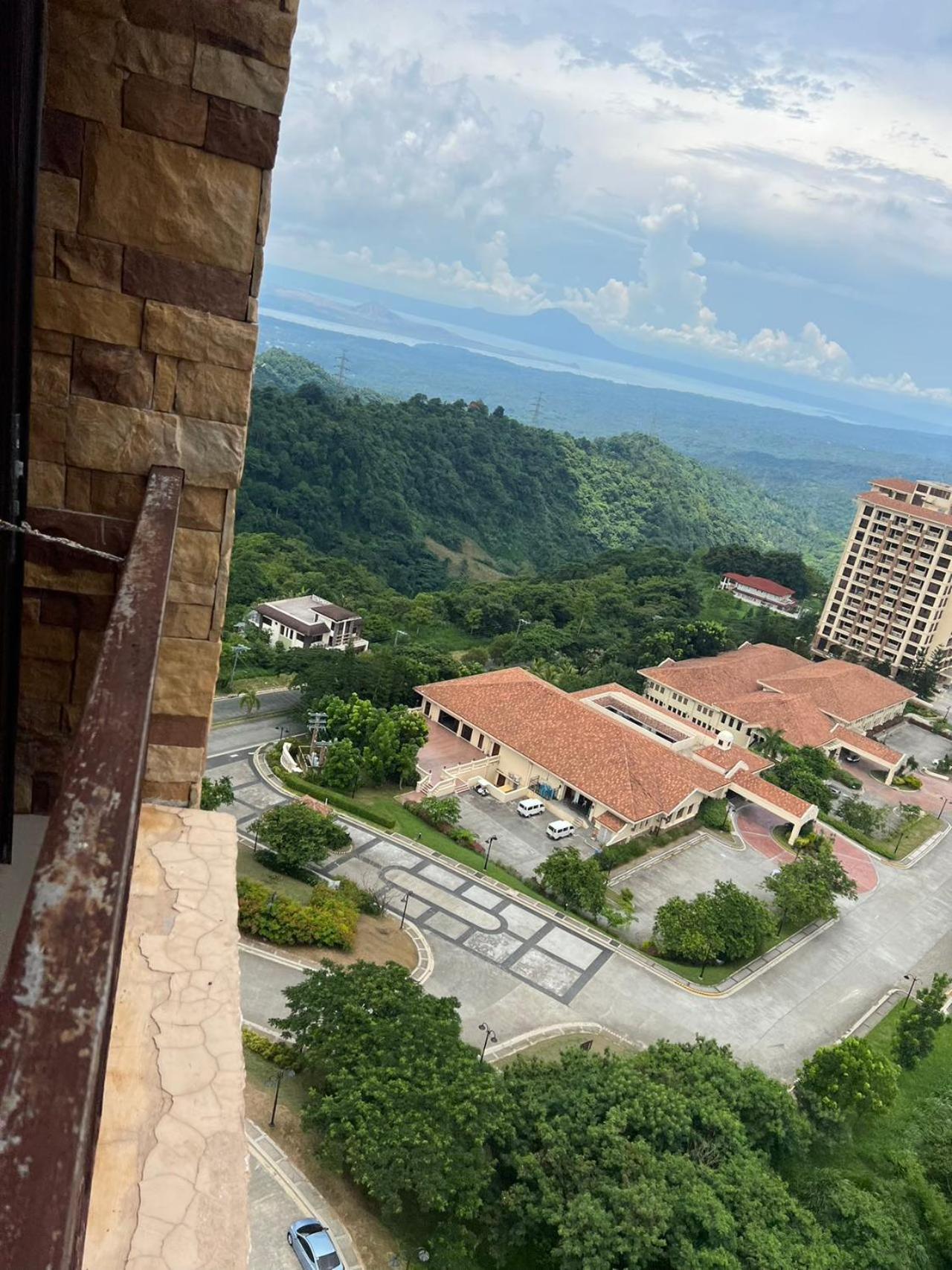 تاجيتاي Splendido Tagagtay Taal Lake Staycation Free Parking Netflix No Free Pool المظهر الخارجي الصورة
