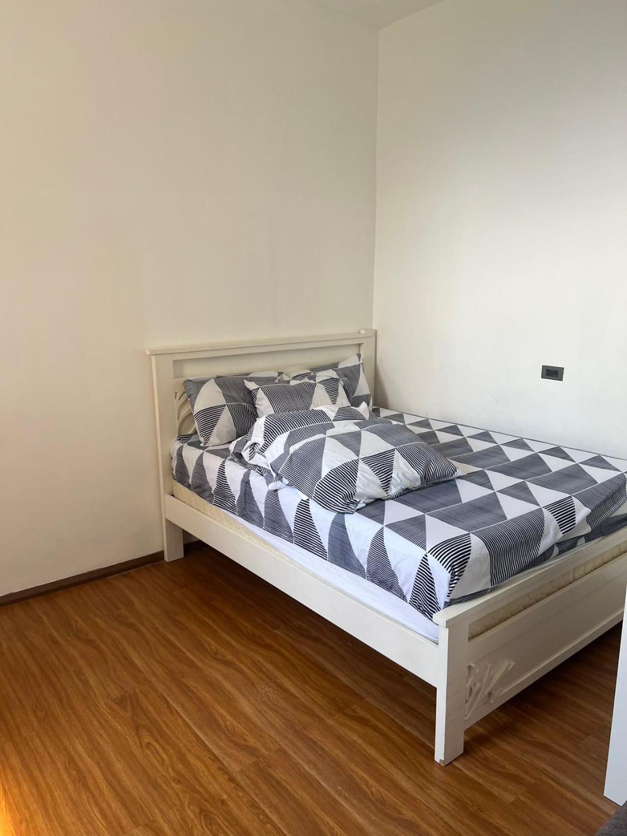 تاجيتاي Splendido Tagagtay Taal Lake Staycation Free Parking Netflix No Free Pool المظهر الخارجي الصورة